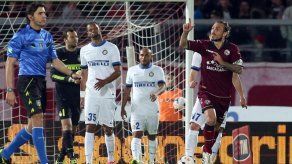 Inter se deja empatar 2-2 ante un Livorno que lucha por no descender