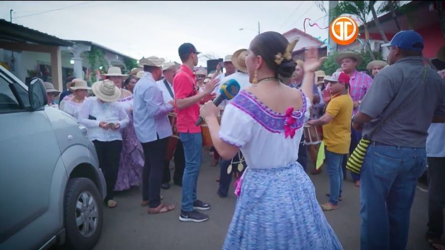 Tuna Los Saavedra en el Festival Nacional de la Mejorana