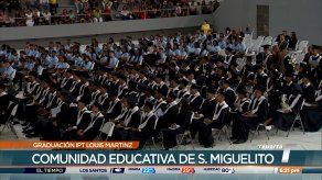 Más de 200 estudiantes se gradúan en el Instituto Louis Martinz