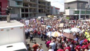 Empresarios de la  Zona Libre de Colón realizan protesta