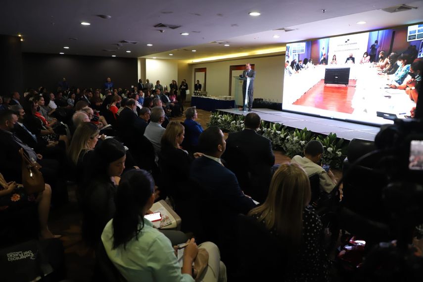 El Defensor del Pueblo señaló que en lo que se refiere a la Educación