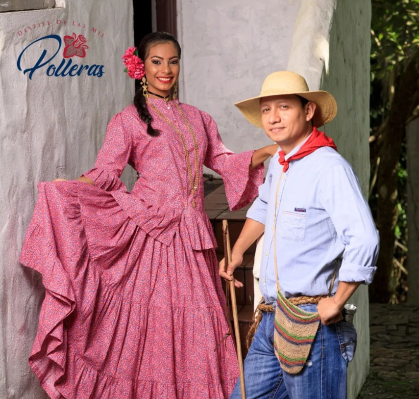 Desfile de las mil Polleras: Hospital Santo Tomás