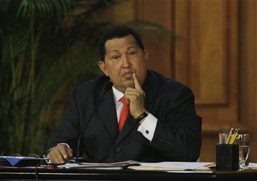 Chávez dice que no insulta a Capriles cuando lo llama fascista