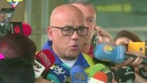 Gobierno venezolano pide ilegalizar a la oposición
