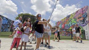 Turistas evitan lugares afectados por zika en EEUU