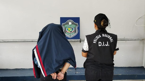 Policía Nacional atrapa a estafadora en Barú