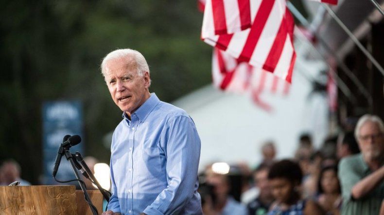 Biden exige a Trump divulgar filtraciones de agente de inteligencia