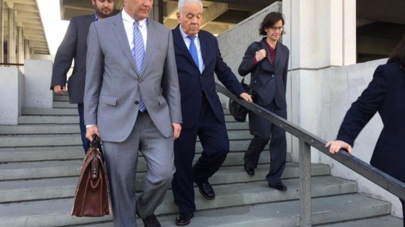 Juez de EEUU libra de responsabilidad a expresidente boliviano por masacre de 2003