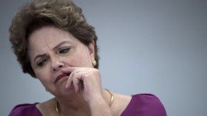 Rousseff reitera que Lula es víctima de persecución política golpista
