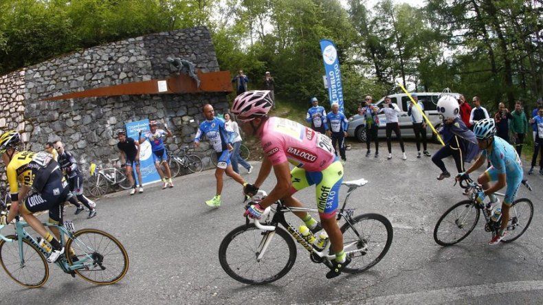 Contador y Landa dominan en el Montirolo y en el Giro
