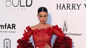 Katy Perry siente fascinación por el trabajo de Rihanna