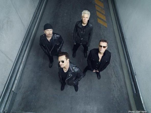 U2 recibe a los Clinton, Springsteen en show en Nueva York