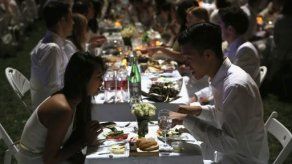 Comer sin palabras: un restaurante en N. York ofrece cenas en silencio