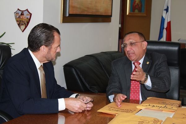 Ministro de Desarrollo Social representará a Panamá en investidura de Morales