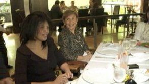 Mireya Moscoso y Ana Mae Díaz se reúnen