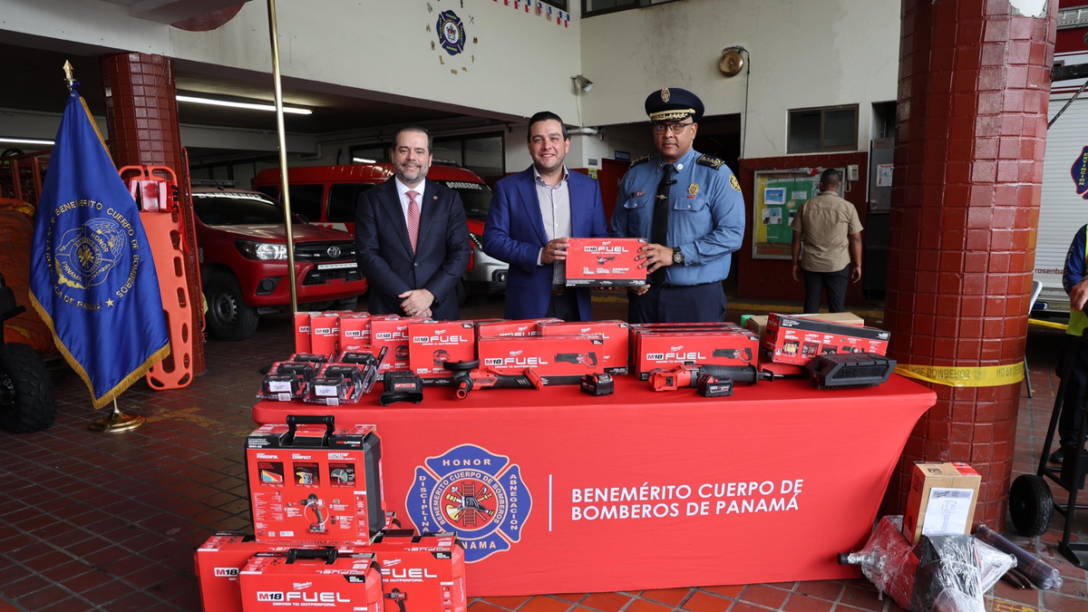 Estados Unidos entrega equipos de rescate al Benemérito Cuerpo de Bomberos. Estados Unidos entrega equipos de rescate al Benemérito Cuerpo de Bomberos.
