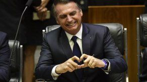 El ultraderechista Jair Bolsonaro jura como nuevo presidente de Brasil