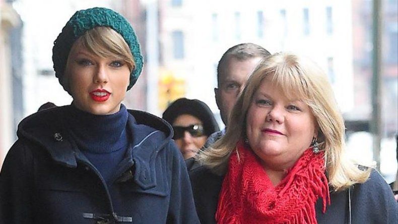 El mayor temor de Taylor Swift es perder a su madre por culpa del cáncer