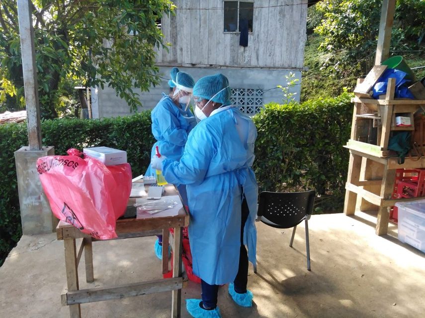 Las autoridades de salud siguen buscando detectar más casos de COVID-19 a nivel nacional.