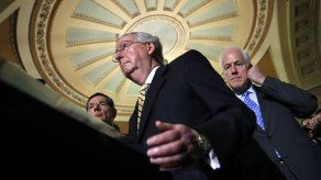 Casa Blanca presiona al Senado para que revoque ley de salud