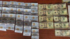 Dinero falso que utilizaban para comprar billetes de Lotería.