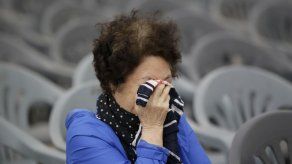 Plan de Seúl de reflotar ferry hundido no basta a víctimas