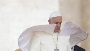 El papa aterriza en la región italiana de Molise El papa aterriza en la región italiana de Molise