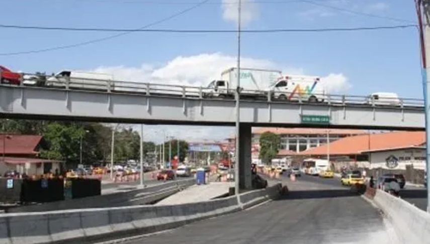 Cierre de vía por el MOP.