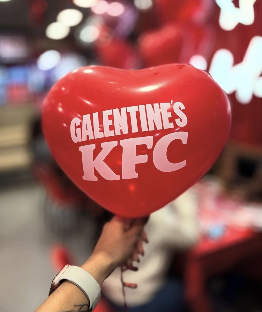 ¡Espectacular! KFC y Calle 7 celebran el primer Galentines