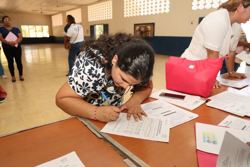 Concurso General de Becas 2026: recepción de documentos del lunes 27 de abril