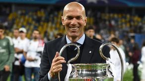 El ídolo francés Zinedine Zidane celebra su cumpleaños 50