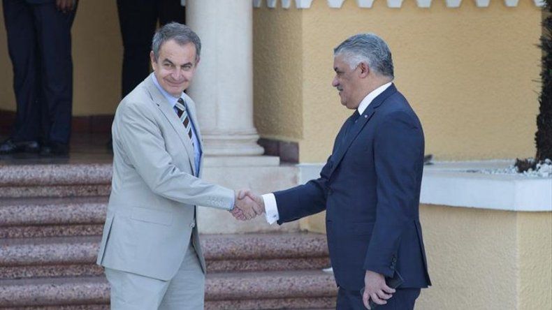 Gobierno de Maduro y oposición relanzan negociaciones entre escepticismo