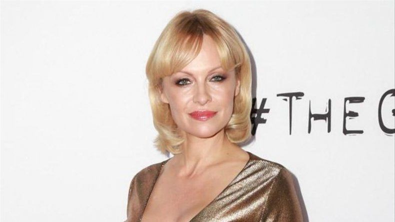 Pamela Anderson se avergüenza de sus desnudos en Playboy
