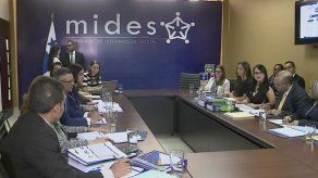 Realizan primera reunión de trabajo del Mides Realizan primera reunión de trabajo del Mides