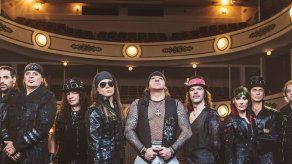 La banda española de rock Mago de Oz vive un rocambolesco paso por Bolivia