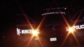 Encuentran patrulla falsa con dos muertos en su interior en el sur de México