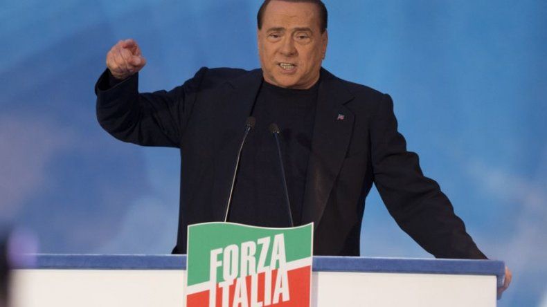 Berlusconi, expulsado del Senado italiano por su condena por fraude fiscal