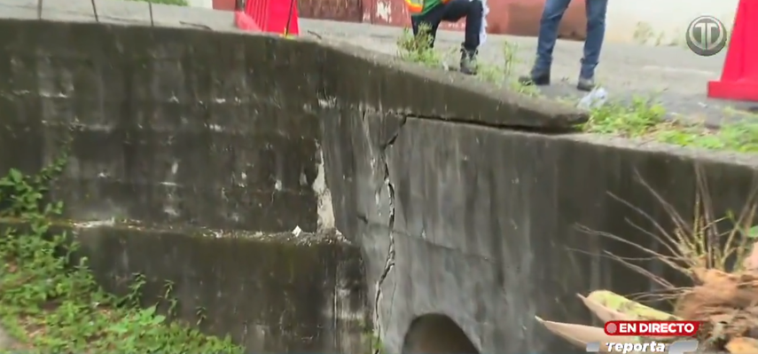 Puente vehicular ubicado en San Miguelito esta a punto de colapsar