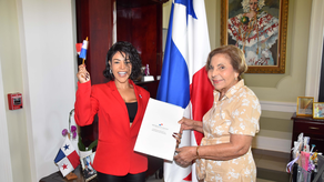 Demprha se juramenta como panameña.&nbsp;