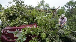 La gente más vulnerable a los efectos de los fenómenos climáticos extremos no recibe mucho del dinero, señaló el estudio.