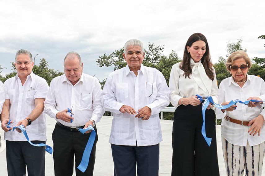 ENA destacó que la nueva rampa es un testimonio de la visión de la entidad para mejorar la calidad de vida de miles de usuarios. ENA destacó que la nueva rampa es un testimonio de la visión de la entidad para mejorar la calidad de vida de miles de usuarios.