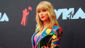 Taylor Swift ve mejor que nunca tras su operación de láser