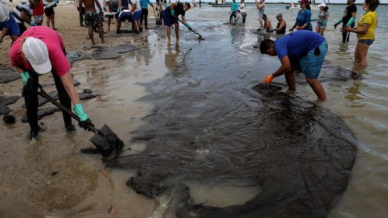 Brasil pide a la OEA que Venezuela se manifieste sobre petróleo derramado