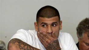 Aaron Hernández acusado de asesinato