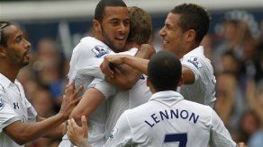 Tottenham empata con Norwich; West Ham golea a Fulham