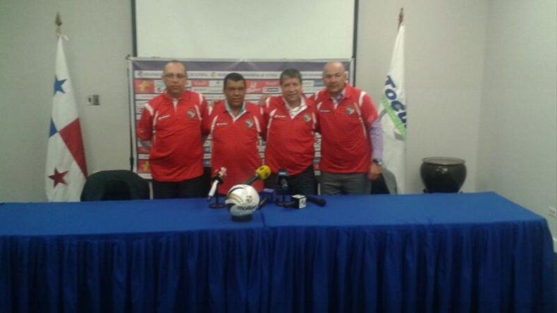 Bolillo y su cuerpo técnico inician el sueño de llegar a Rusia 2018
