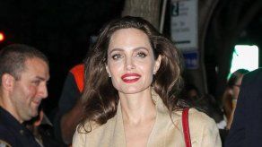 Angelina Jolie pensó que trabajar con Brad Pitt les ayudaría como pareja