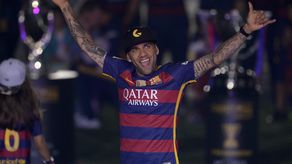 Dani Alves es nuevo jugador del Barcelona.