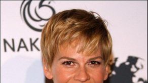 Actriz Hilary Swank operada de tumor benigno