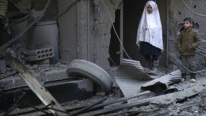 Ocho niños muertos en un ataque ruso contra una escuela en Siria